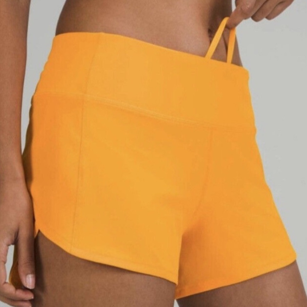 Lululemon Speed Up Mid Rise 4”